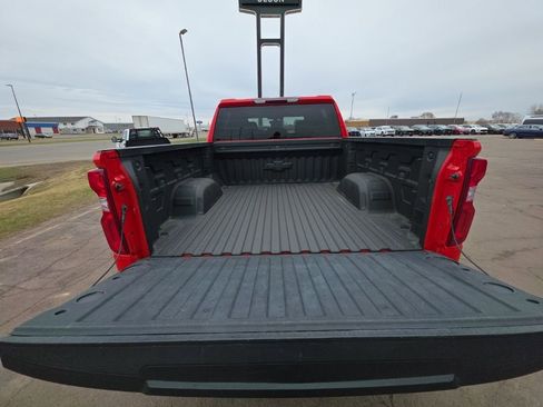 Used 2021 Chevrolet Silverado 1500 RST image 21