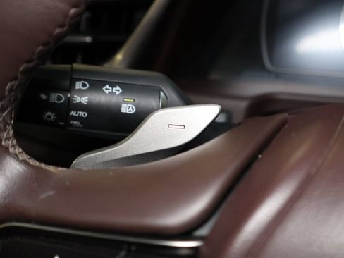 Used 2019 Lexus ES 350 w/ Premium Package FWD image 23