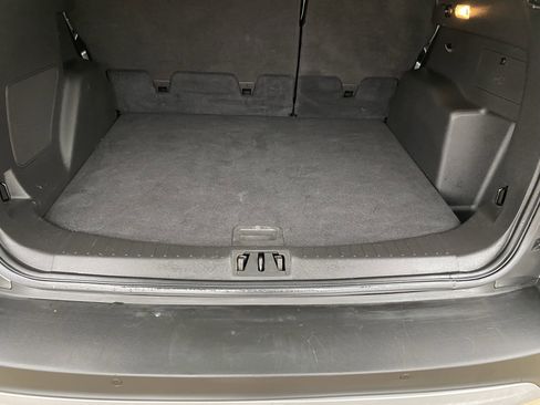 Used 2017 Ford Escape Titanium w/ Equipment Group 301A image 8