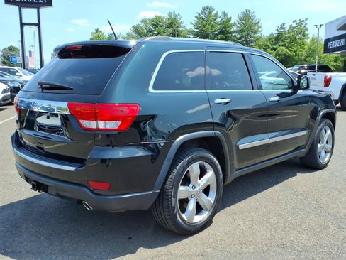 Used 2013 Jeep Grand Cherokee Overland w/ Advance Technology Group AWD/4WD image 3