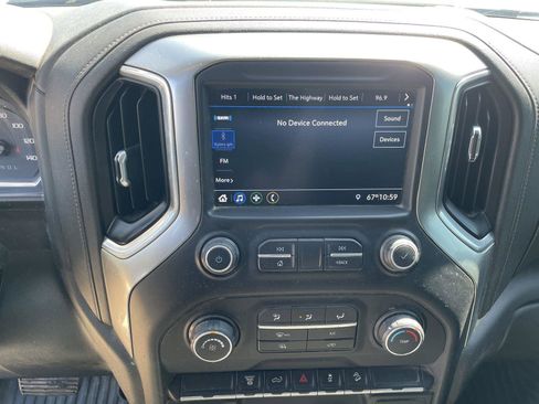 Used 2021 Chevrolet Silverado 2500 LT w/ Z71 Off-Road Package AWD/4WD image 21