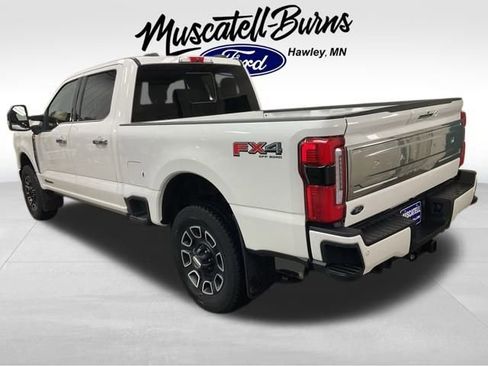 Used 2024 Ford F350 Platinum image 3
