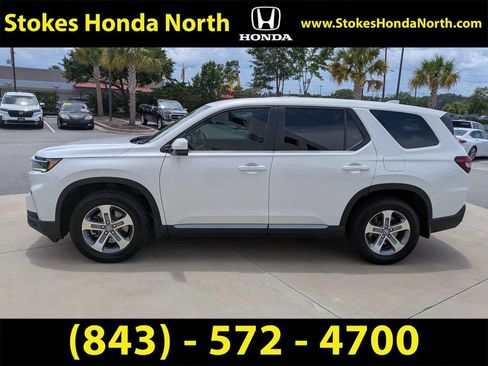 Certified 2025 Honda Pilot EX-L image 10