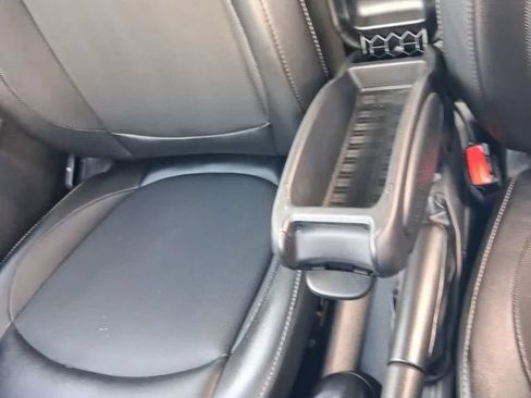 Used 2015 MINI Cooper 2-Door Hardtop FWD image 27