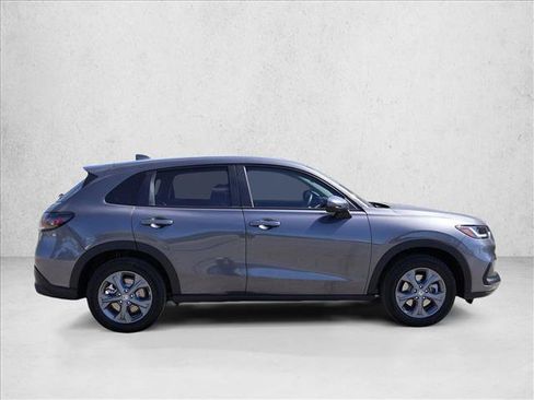 New 2026 Honda HR-V LX image 4