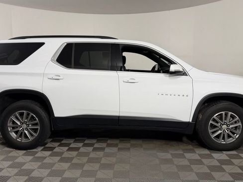 Used 2023 Chevrolet Traverse LT FWD image 10