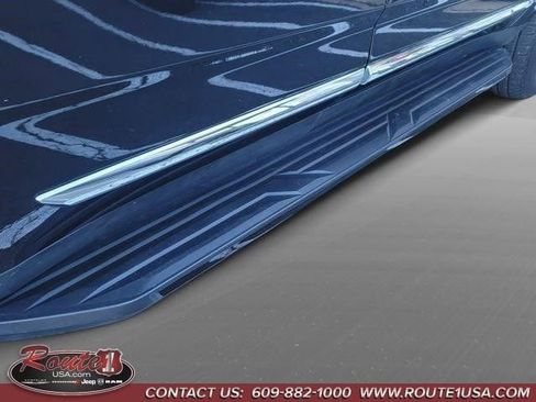 Used 2024 GMC Yukon SLT image 9