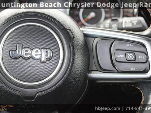 Used 2021 Jeep Wrangler Unlimited Sahara image 21