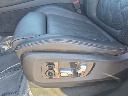 Used 2025 BMW X5 xDrive40i AWD/4WD image 28
