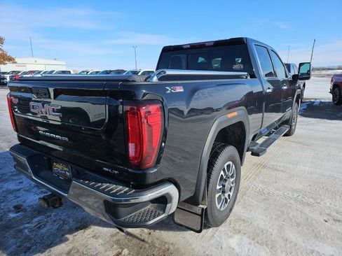 Used 2023 GMC Sierra 2500 SLT w/ SLT Premium Package image 5