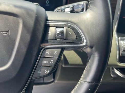 Used 2022 Lincoln Navigator L Black Label image 19
