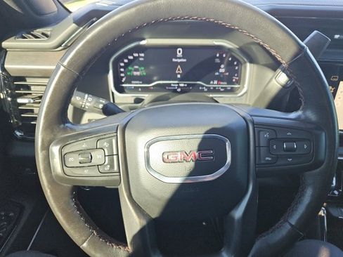 Used 2024 GMC Sierra 2500 AT4X image 24