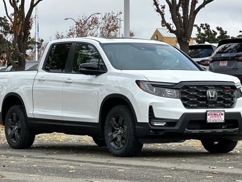 New 2026 Honda Ridgeline TrailSport image 2
