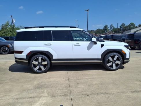 New 2027 Hyundai Santa Fe Limited FWD image 2