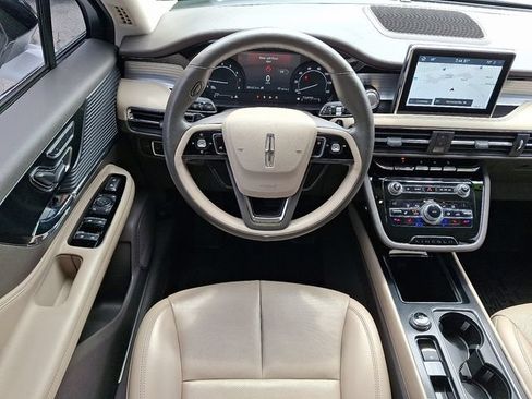Used 2020 Lincoln Corsair AWD w/ Equipment Group 101A image 11