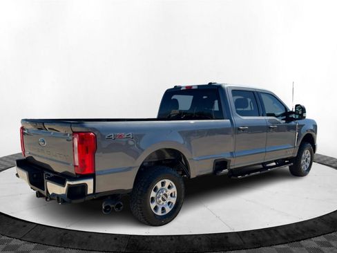 Used 2024 Ford F250 XLT image 5
