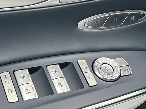 New 2026 Genesis GV70 2.5T Sport Prestige AWD/4WD image 19