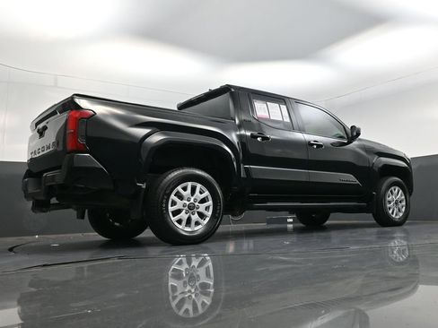 Used 2024 Toyota Tacoma SR5 image 19
