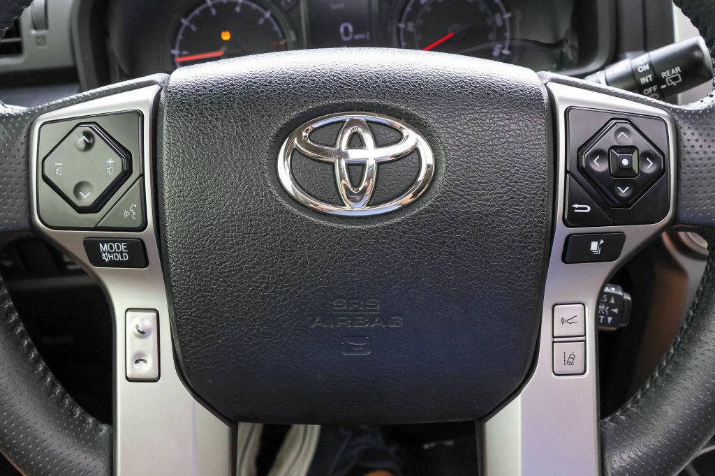 Used 2021 Toyota 4Runner SR5 Premium w/ Moonroof Package RWD image 27