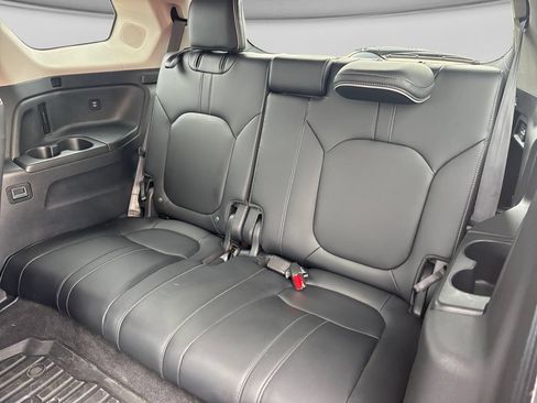 Used 2025 Honda Pilot Elite image 23