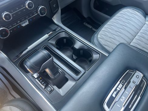 Used 2022 Ford F150 Limited image 25