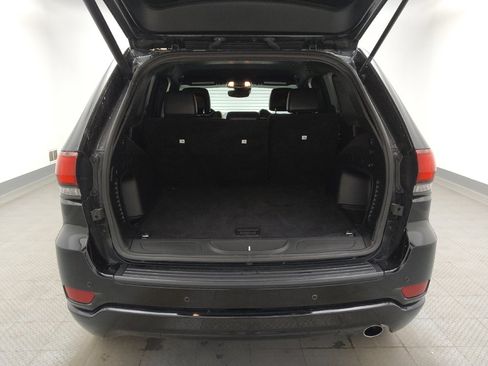 Used 2021 Jeep Grand Cherokee Laredo X AWD/4WD image 29