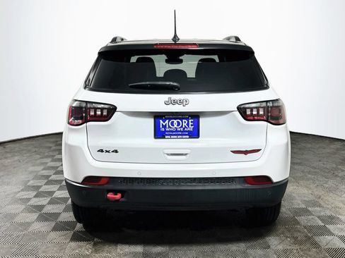 Used 2024 Jeep Compass Trailhawk AWD/4WD image 6