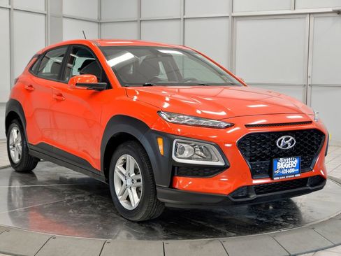 Used 2020 Hyundai Kona SE image 2
