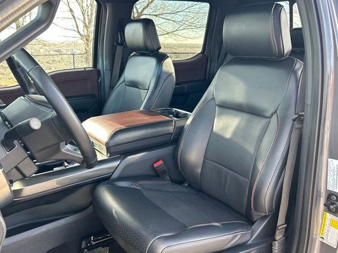 Used 2022 Ford F150 Lariat w/ Max Trailer Tow Package image 22