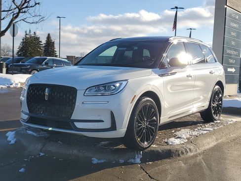 New 2026 Lincoln Corsair Reserve w/ Jet Appearance Package image 2