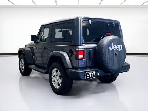 Used 2018 Jeep Wrangler Sport image 6