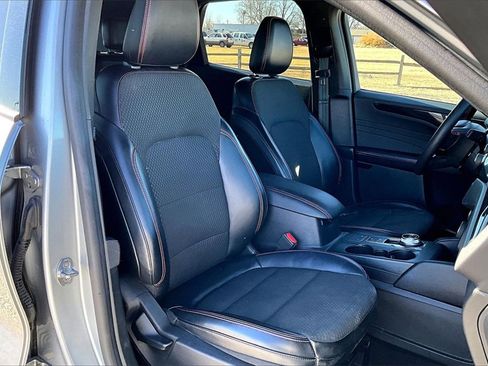 Used 2023 Ford Escape ST-Line image 7