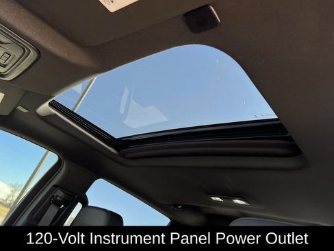 Used 2022 GMC Sierra 1500 AT4 w/ AT4 Premium Package image 26