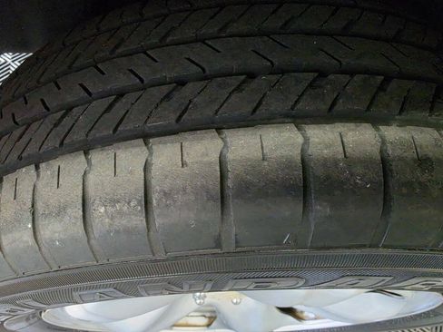 Used 2018 Subaru Forester 2.5i AWD/4WD image 29
