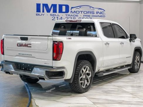 Used 2022 GMC Sierra 1500 SLT AWD/4WD image 12