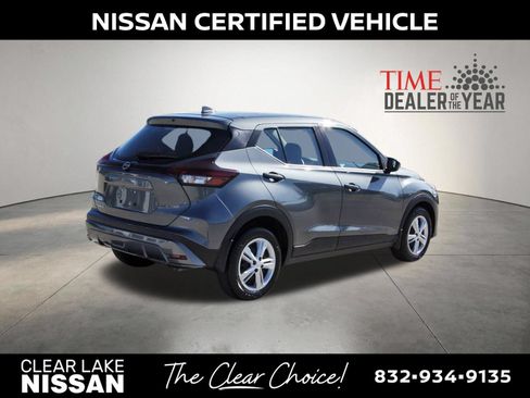 Certified 2025 Nissan Kicks Play S FWD image 8