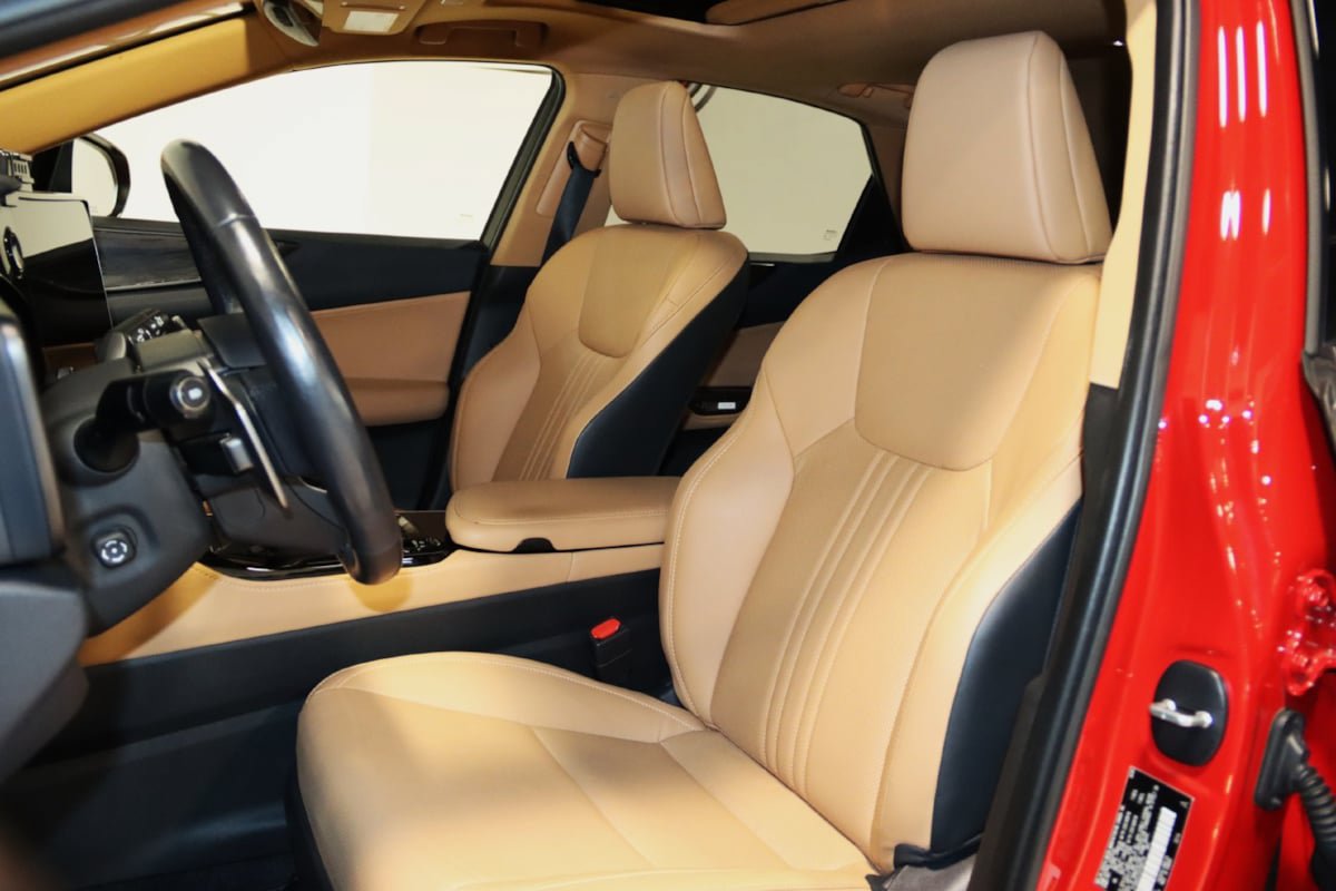 Used 2025 Lexus NX 350 AWD w/ Cold Area Package image 38