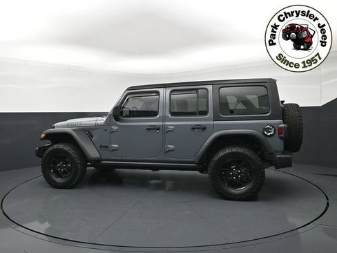 Used 2024 Jeep Wrangler Unlimited Sport AWD/4WD image 3