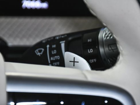 Used 2025 Genesis GV80 3.5T Prestige image 47