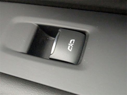 Used 2021 Chevrolet Tahoe High Country w/ Premium Package image 38