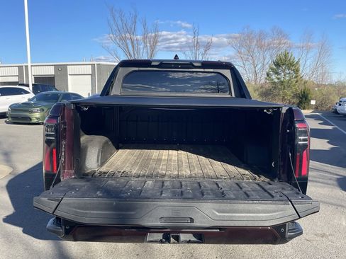 Used 2025 GMC Sierra EV Denali image 7