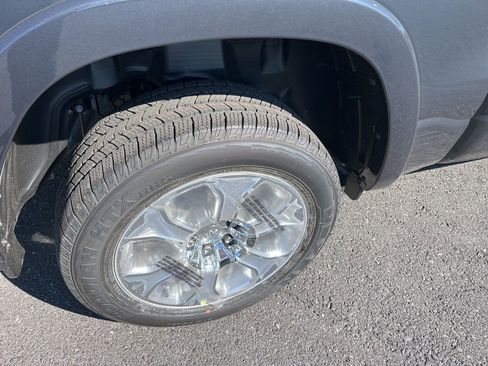 New 2026 RAM 1500 Big Horn AWD/4WD image 5