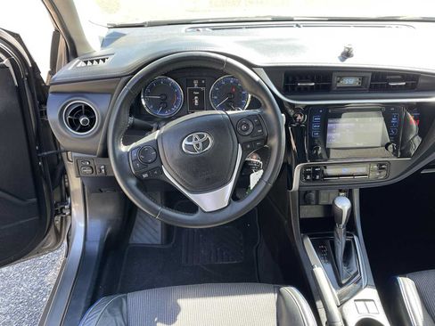 Certified 2019 Toyota Corolla SE w/ Carpet Mat Package (TMS) FWD image 11