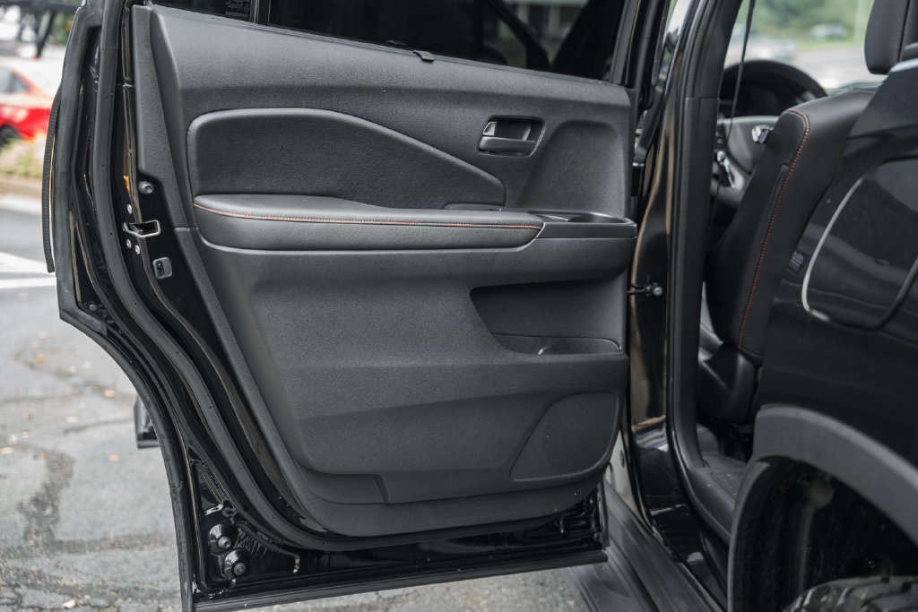 Certified 2025 Honda Passport TrailSport image 41