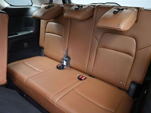 Used 2022 Nissan Pathfinder Platinum w/ Cargo Package image 21