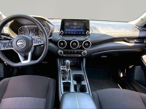 Used 2024 Nissan Sentra SV FWD image 7
