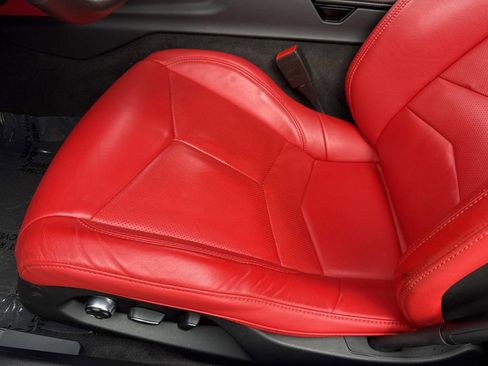 Used 2024 Chevrolet Corvette Stingray w/ Z51 Performance Package image 24