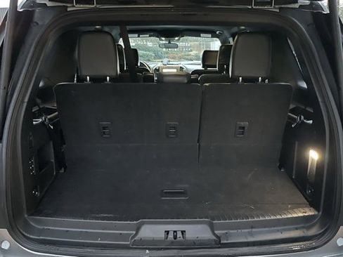 Used 2020 Ford Expedition XLT w/ Equipment Group 202A image 16