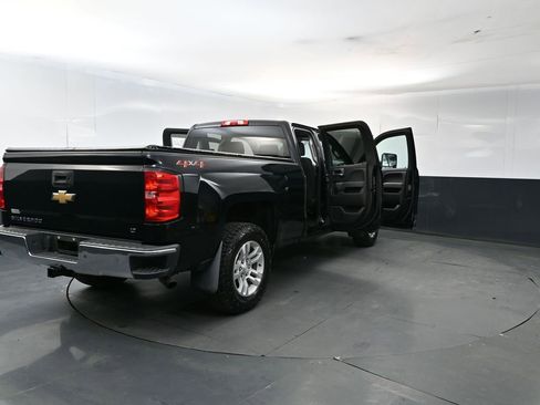 Used 2018 Chevrolet Silverado 1500 LT w/ All Star Edition AWD/4WD image 5