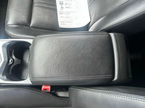 Used 2016 Cadillac SRX Luxury AWD/4WD image 22